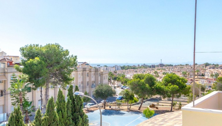 Resale - Chalet - Orihuela Costa - Villamartín