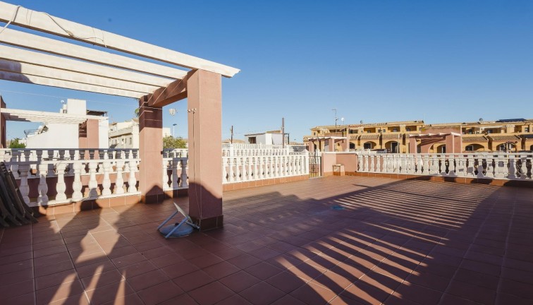 Jälleenmyynti - Erillistalo - Torrevieja - Aguas Nuevas