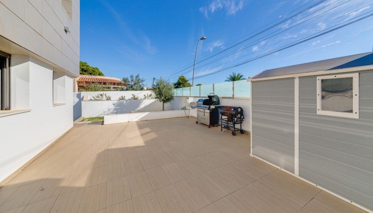 Jälleenmyynti - Erillistalo - Torrevieja - Los Balcones