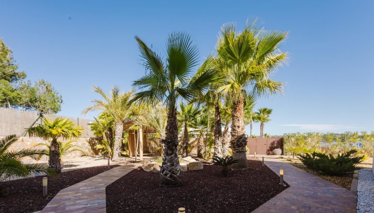 Jälleenmyynti - Erillistalo - Orihuela Costa - Las Colinas