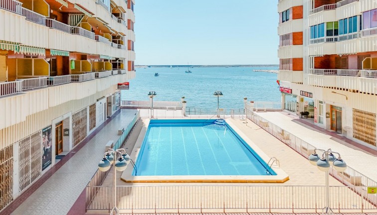 Reventa - Apartamento / piso - Torrevieja - Acequion