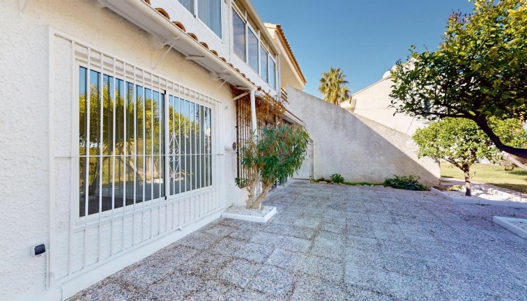 Återförsäljning - Bungalow - Orihuela Costa - Villamartín