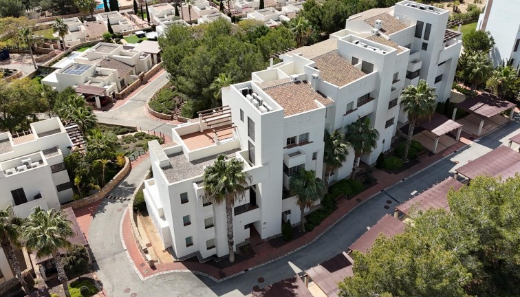 Reventa - Apartamento - Apartamento en el último piso - Orihuela Costa - Las Colinas