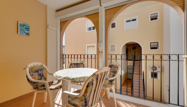 Jälleenmyynti - Bungalow - Torrevieja - Acequion