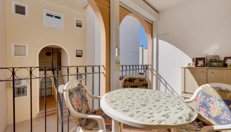Jälleenmyynti - Bungalow - Torrevieja - Acequion