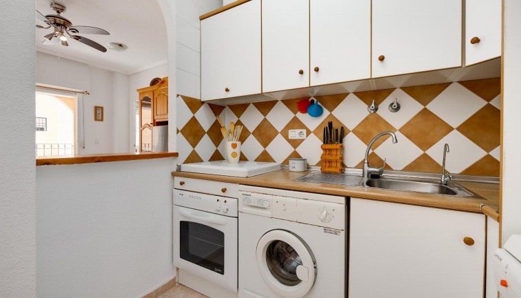 Jälleenmyynti - Bungalow - Torrevieja - Acequion