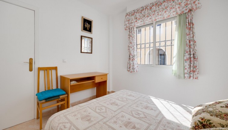 Jälleenmyynti - Bungalow - Torrevieja - Acequion