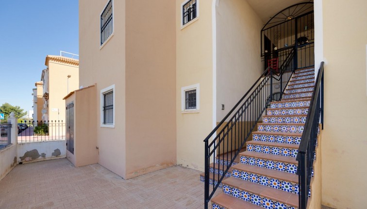 Jälleenmyynti - Bungalow - Torrevieja - Acequion