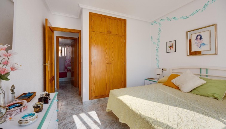 Återförsäljning - Lägenhet - Torrevieja