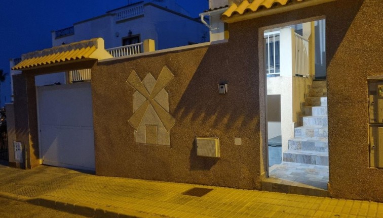 Jälleenmyynti - Erillistalo - Orihuela Costa - Dream Hills