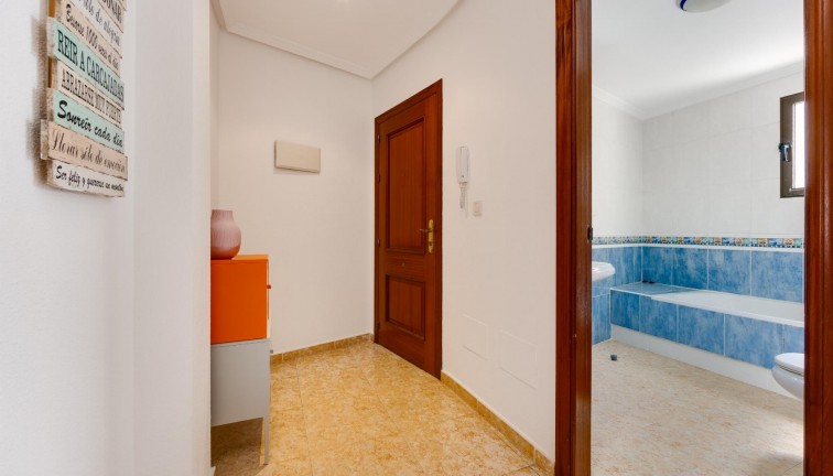 Reventa - Apartamento / piso - San Miguel de Salinas
