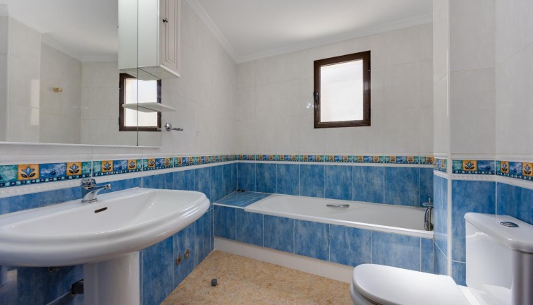 Reventa - Apartamento / piso - San Miguel de Salinas
