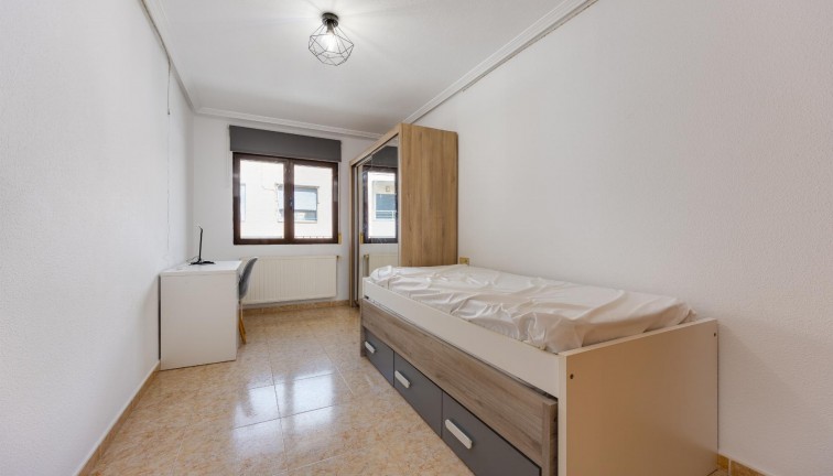 Reventa - Apartamento / piso - San Miguel de Salinas