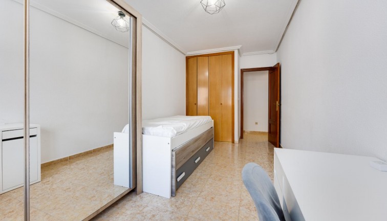Reventa - Apartamento / piso - San Miguel de Salinas