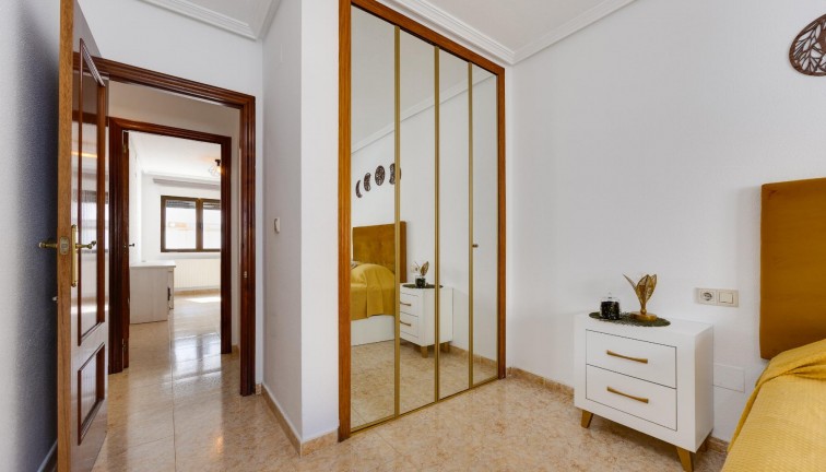 Reventa - Apartamento / piso - San Miguel de Salinas