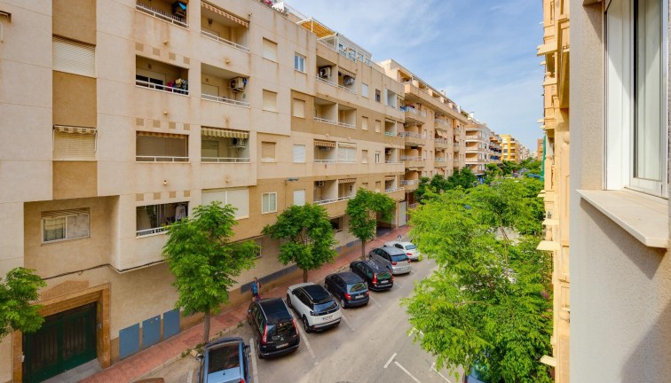 Jälleenmyynti - Asunto - Torrevieja - Acequion