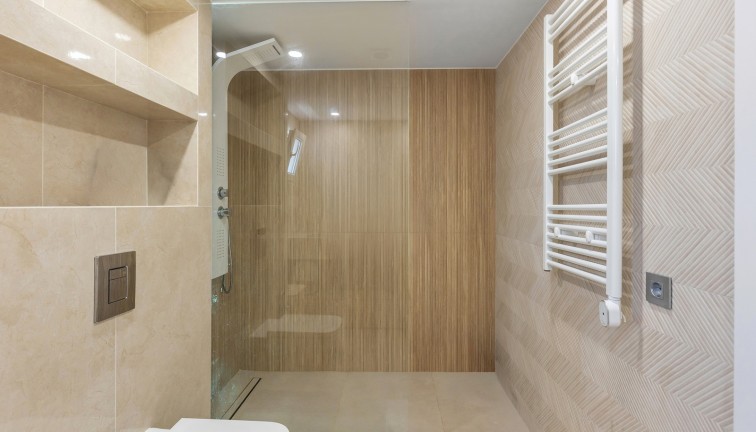 Resale - Chalet - Torrevieja - Los Balcones