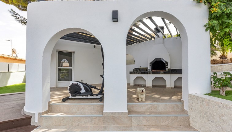 Resale - Chalet - Torrevieja - Los Balcones