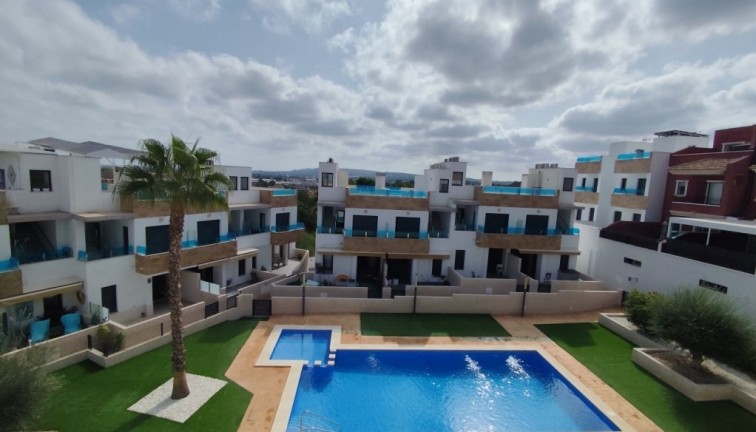Resale - Semi-Detached - Bigastro