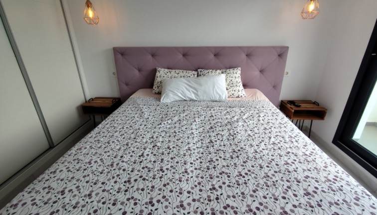 Resale - Semi-Detached - Bigastro