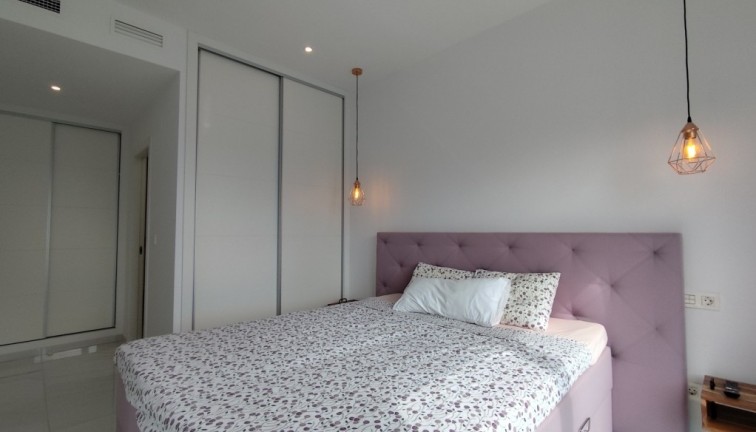Resale - Semi-Detached - Bigastro