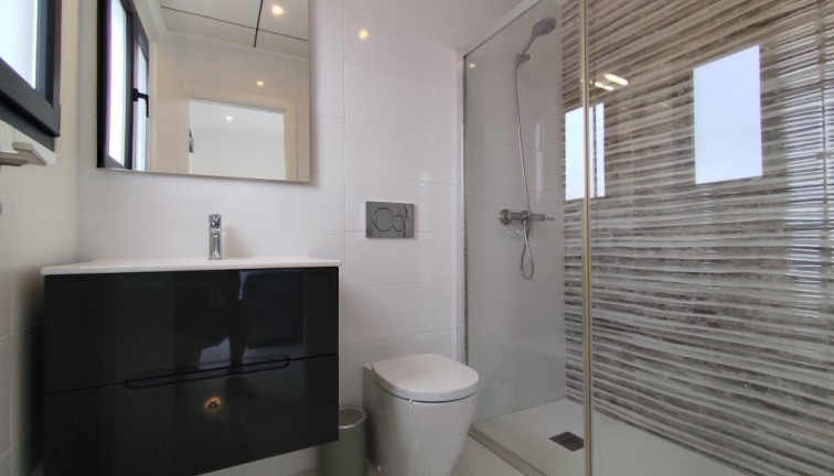 Resale - Semi-Detached - Bigastro