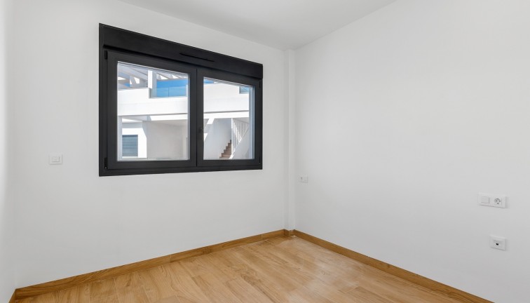 Återförsäljning -  Bostad - Översta våningen  - Torrevieja - Los Balcones
