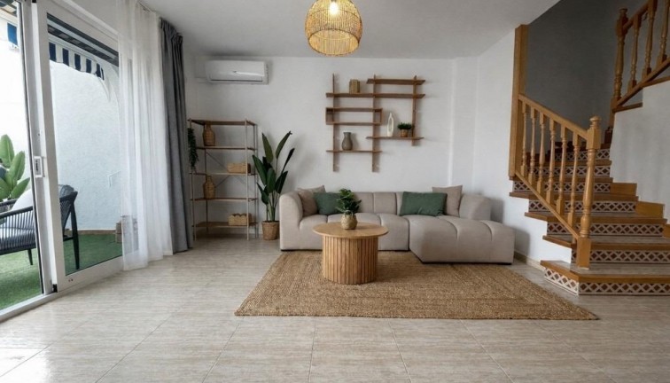 Jälleenmyynti - Paritalo/Rivitalo - Dehesa de campoamor - Campoamor