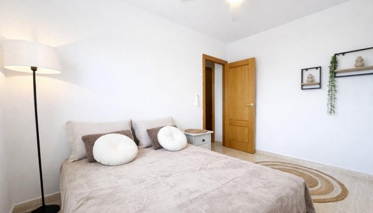 Jälleenmyynti - Paritalo/Rivitalo - Dehesa de campoamor - Campoamor