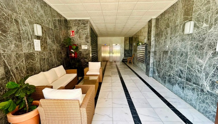 Reventa - Apartamento / piso - Torrevieja - Playa de los Locos