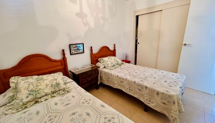 Reventa - Apartamento / piso - Torrevieja - Playa de los Locos