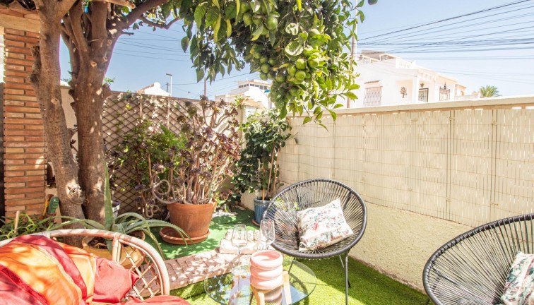 Jälleenmyynti - Bungalow - Torrevieja - Los Frutales