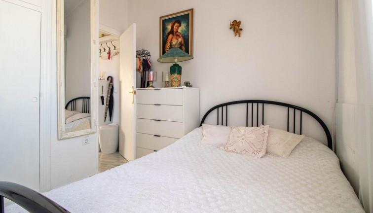 Jälleenmyynti - Bungalow - Torrevieja - Los Frutales