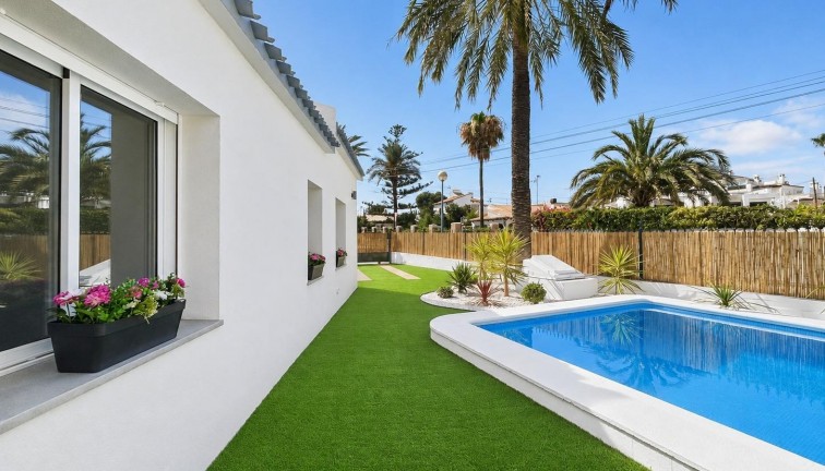 Jälleenmyynti - Paritalo/Rivitalo - Orihuela Costa - Punta Prima