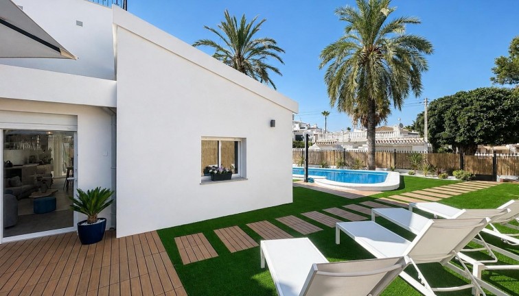 Jälleenmyynti - Paritalo/Rivitalo - Orihuela Costa - Punta Prima