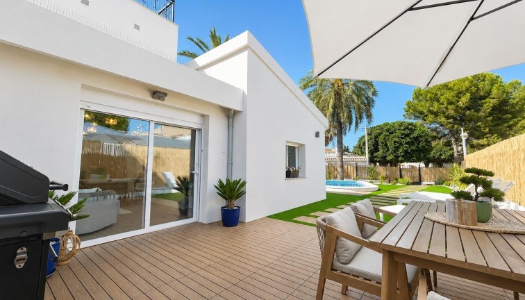 Jälleenmyynti - Paritalo/Rivitalo - Orihuela Costa - Punta Prima