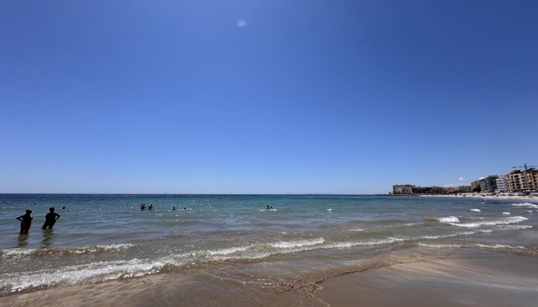 Pitkäaikainen vuokraus - Asunto - Torrevieja - Playa de los Locos