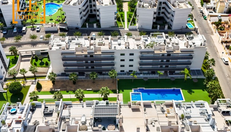 Resale - Apartment - Top Floor Apartment - Orihuela Costa - Villamartín