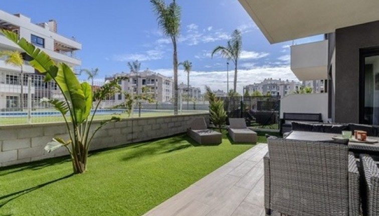 Resale - Apartment - Orihuela Costa - Villamartín
