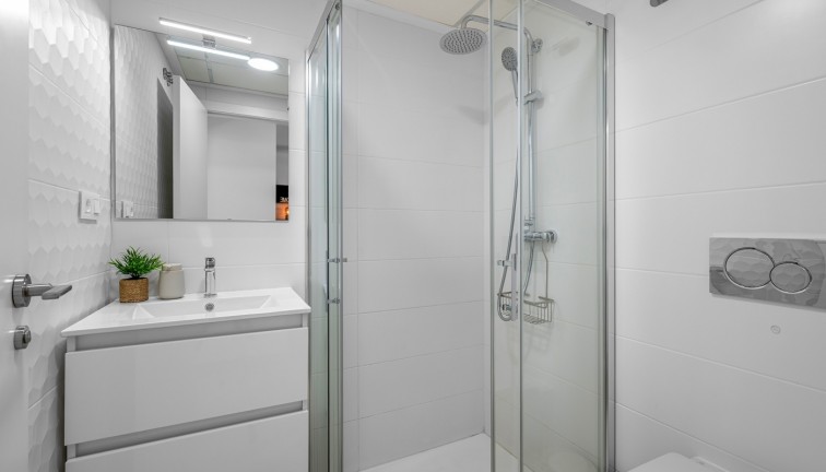 Resale - Apartment - Orihuela Costa - Villamartín