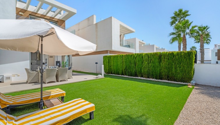 Reventa - Chalet - Orihuela Costa - Villamartín