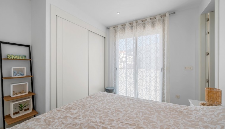 Reventa - Chalet - Orihuela Costa - Villamartín