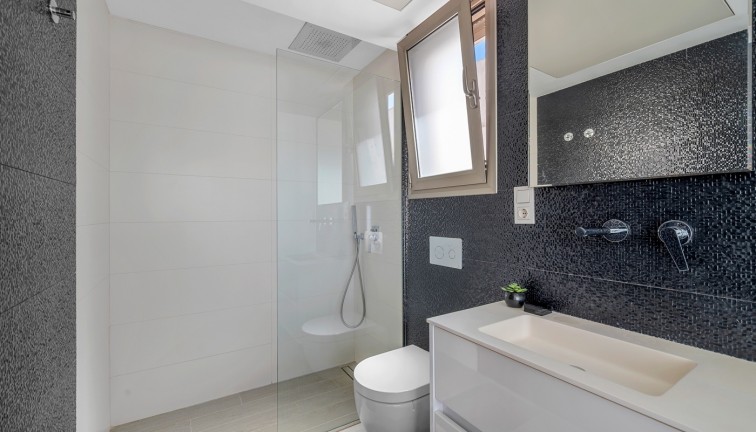 Reventa - Chalet - Orihuela Costa - Villamartín
