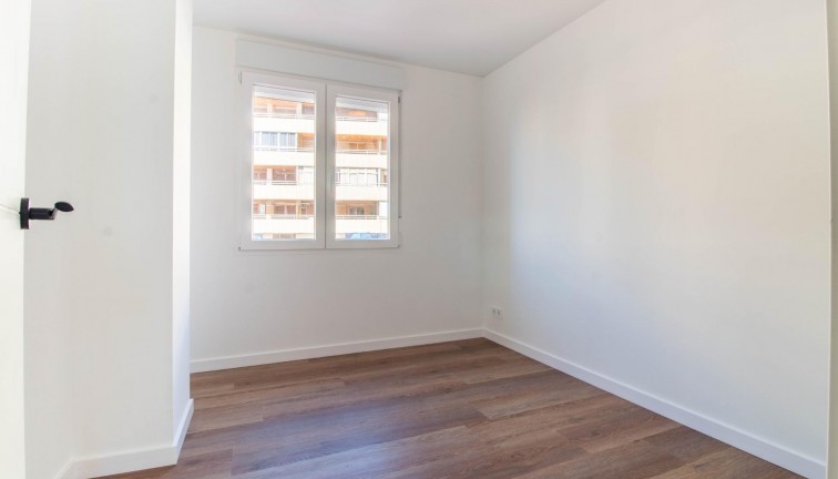 Reventa - Apartamento / piso - Torrevieja - Acequion