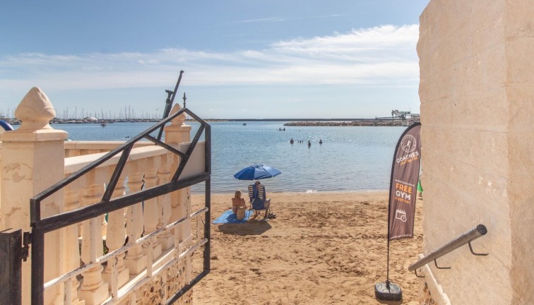Reventa - Apartamento / piso - Torrevieja - Acequion