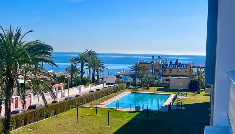 Jälleenmyynti - Asunto - Torrevieja - Punta Prima