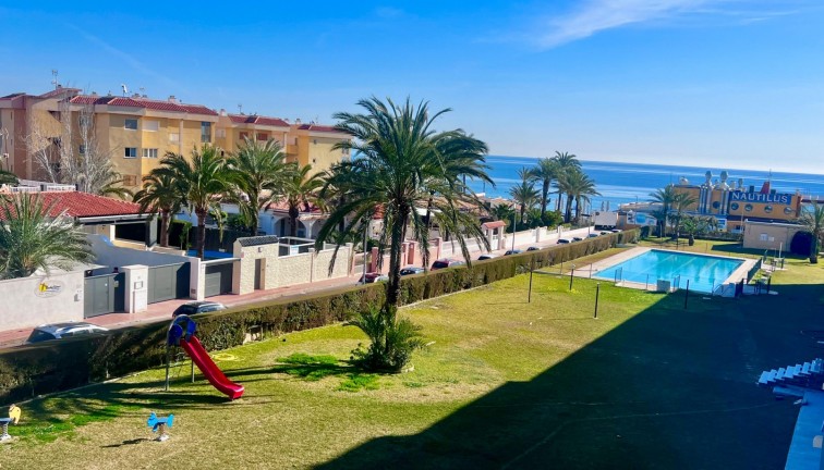 Jälleenmyynti - Asunto - Torrevieja - Punta Prima