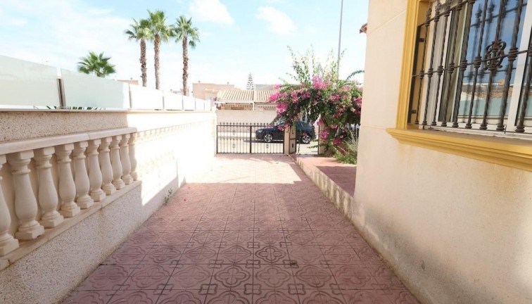 Jälleenmyynti - Paritalo/Rivitalo - Orihuela Costa - Playa Flamenca
