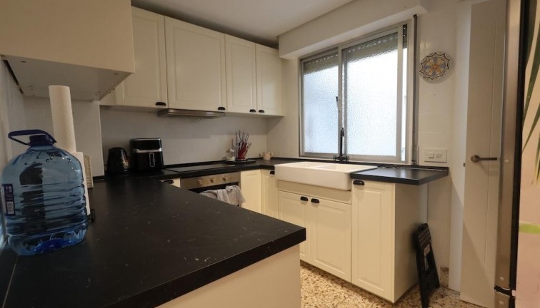 Återförsäljning - Lägenhet - Torrevieja