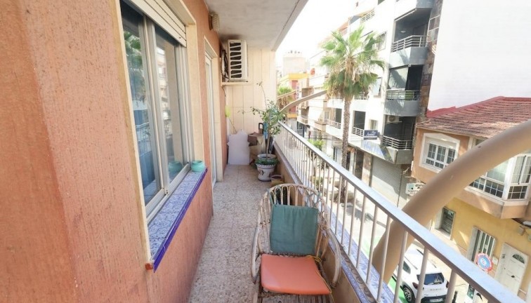 Återförsäljning - Lägenhet - Torrevieja